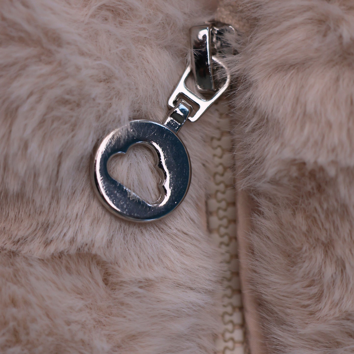 ABRIGO 4486 C/CAP PELUCHE NIÑA