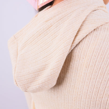 CONJUNTO CON CAPUCHA BEIGE