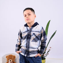 CAMISA CON CAPUCHA CUADROS
